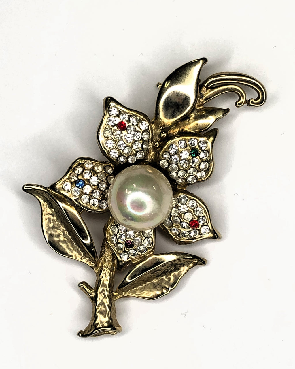 Gold flower with centre pearl & diamante petals brooch at erika