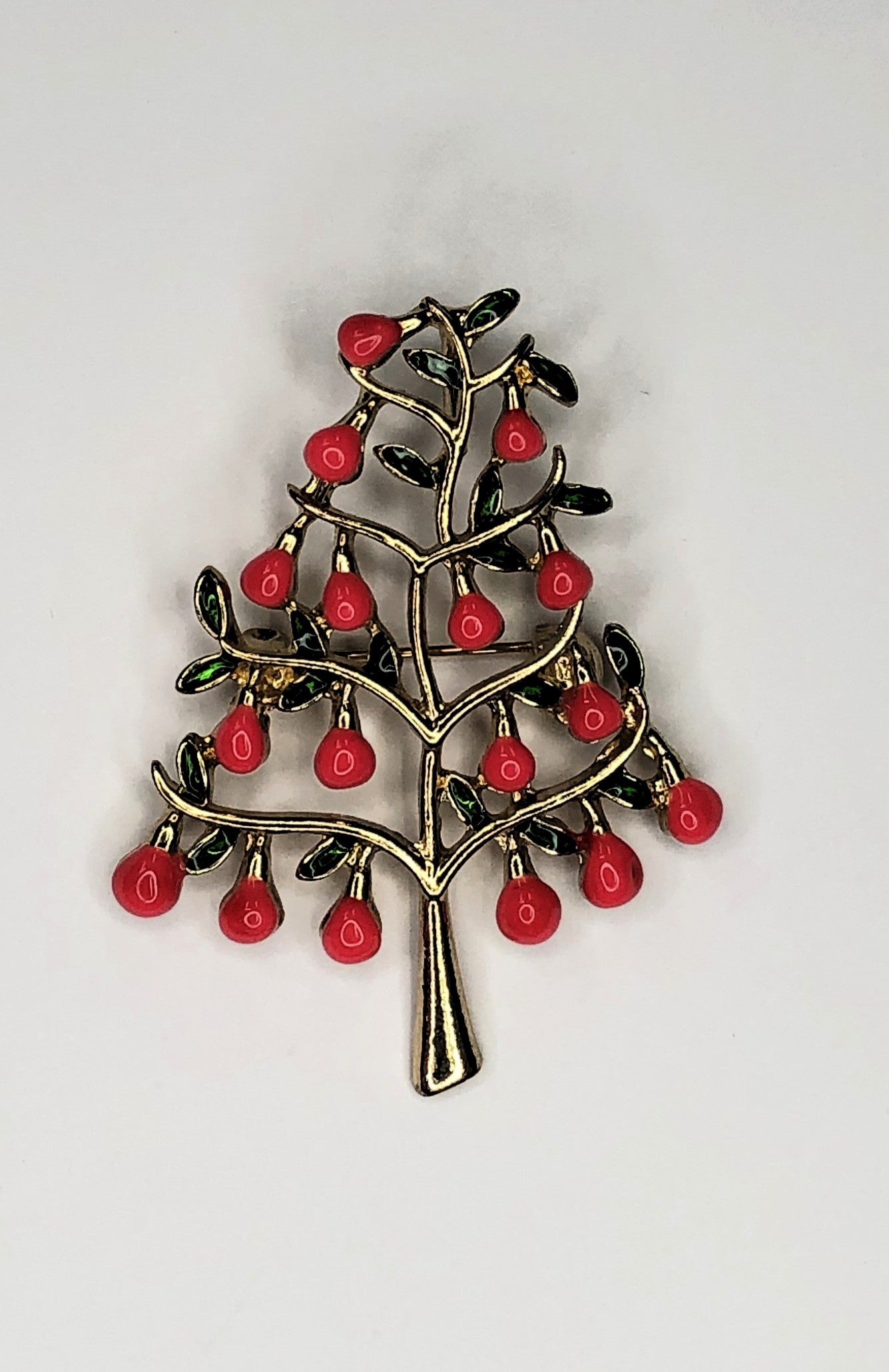 Pink and gold Christmas tree brooch at erika