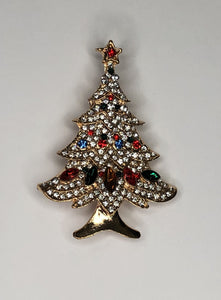 Gold decorated Christmas tree brooch at erika