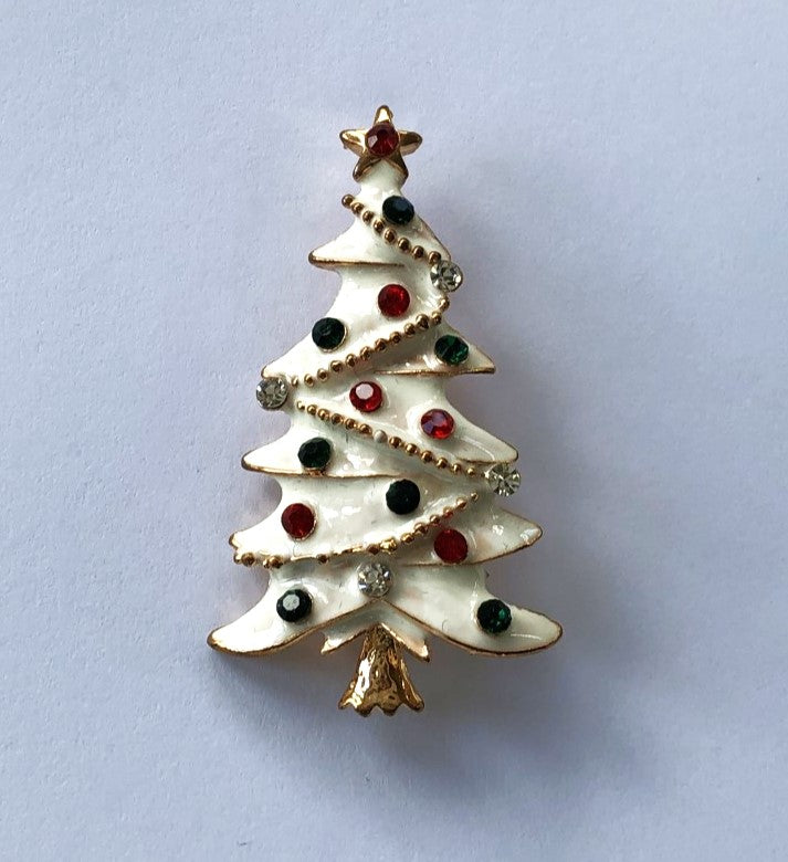 White enameled decorated Christmas tree brooch at erika